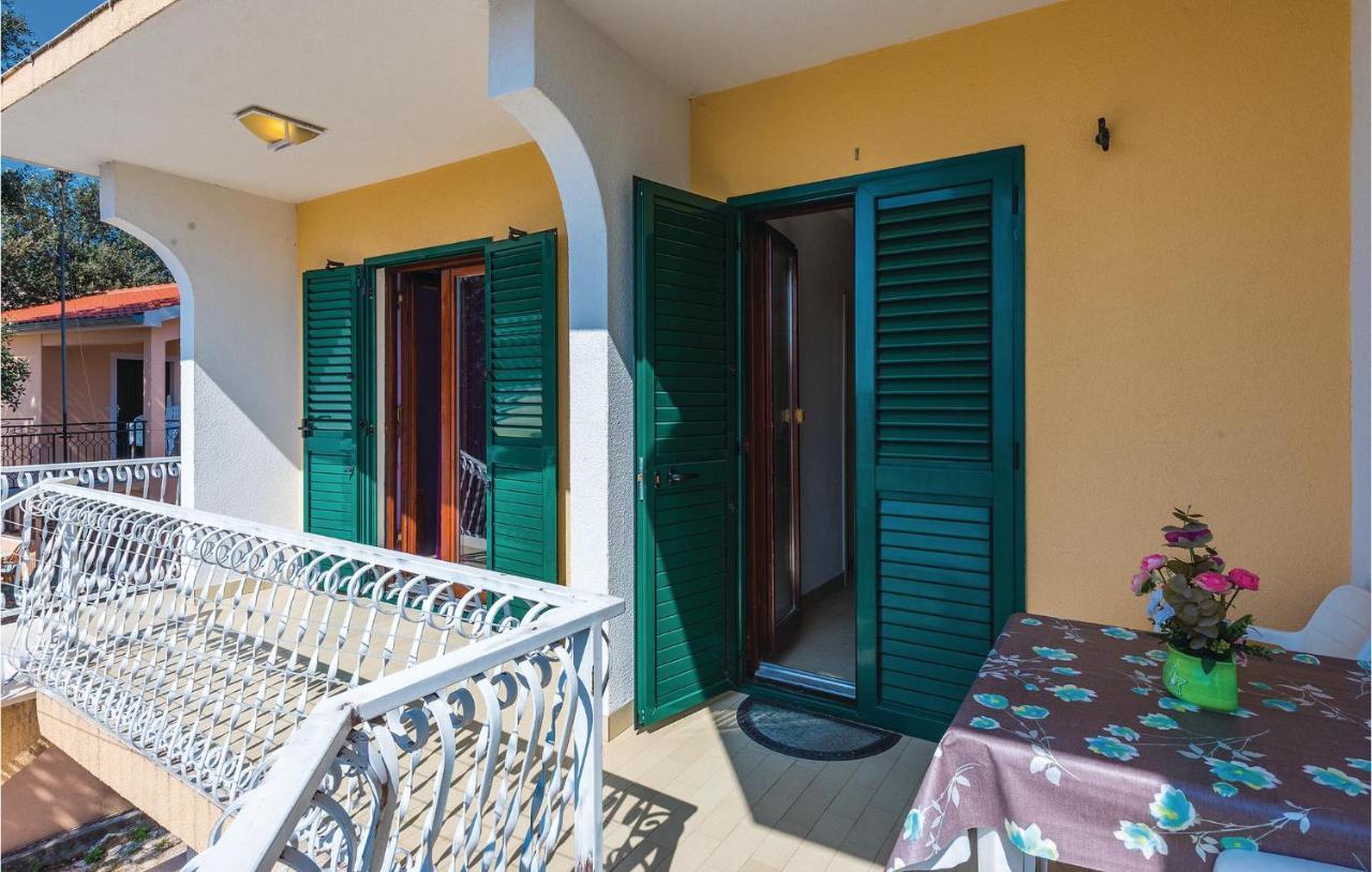 Beautiful Apartment In Rogoznica With Wifi Kültér fotó