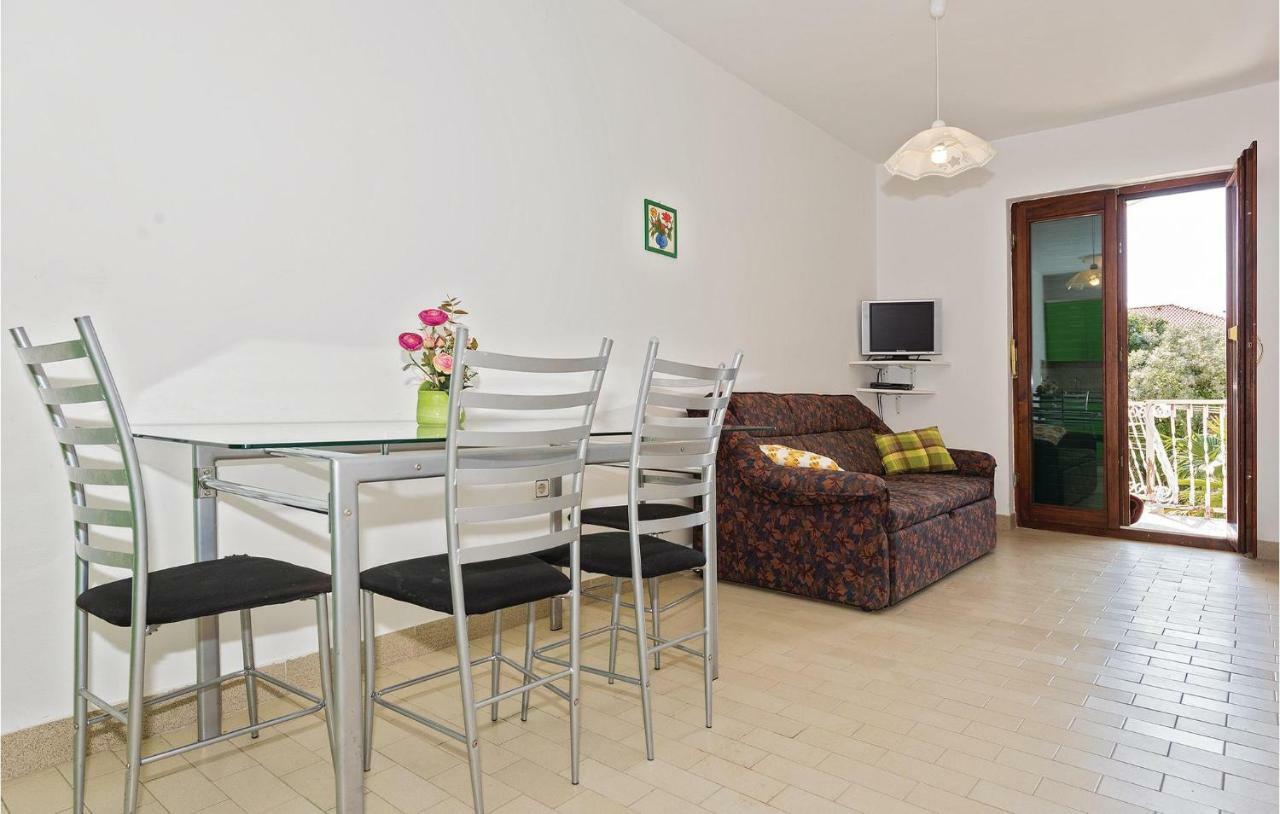 Beautiful Apartment In Rogoznica With Wifi Kültér fotó